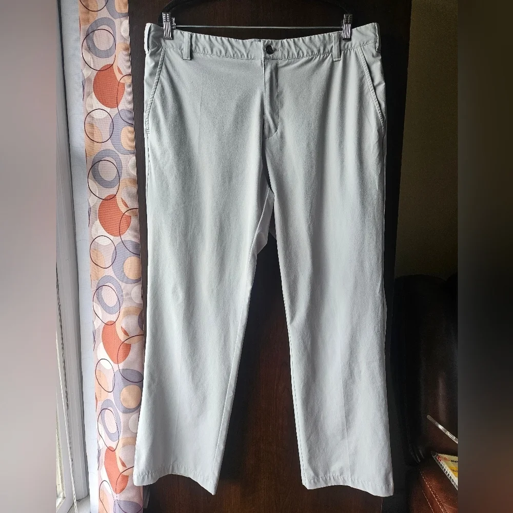 Adidas Men's Light Gray Casual Pants Size 38×30